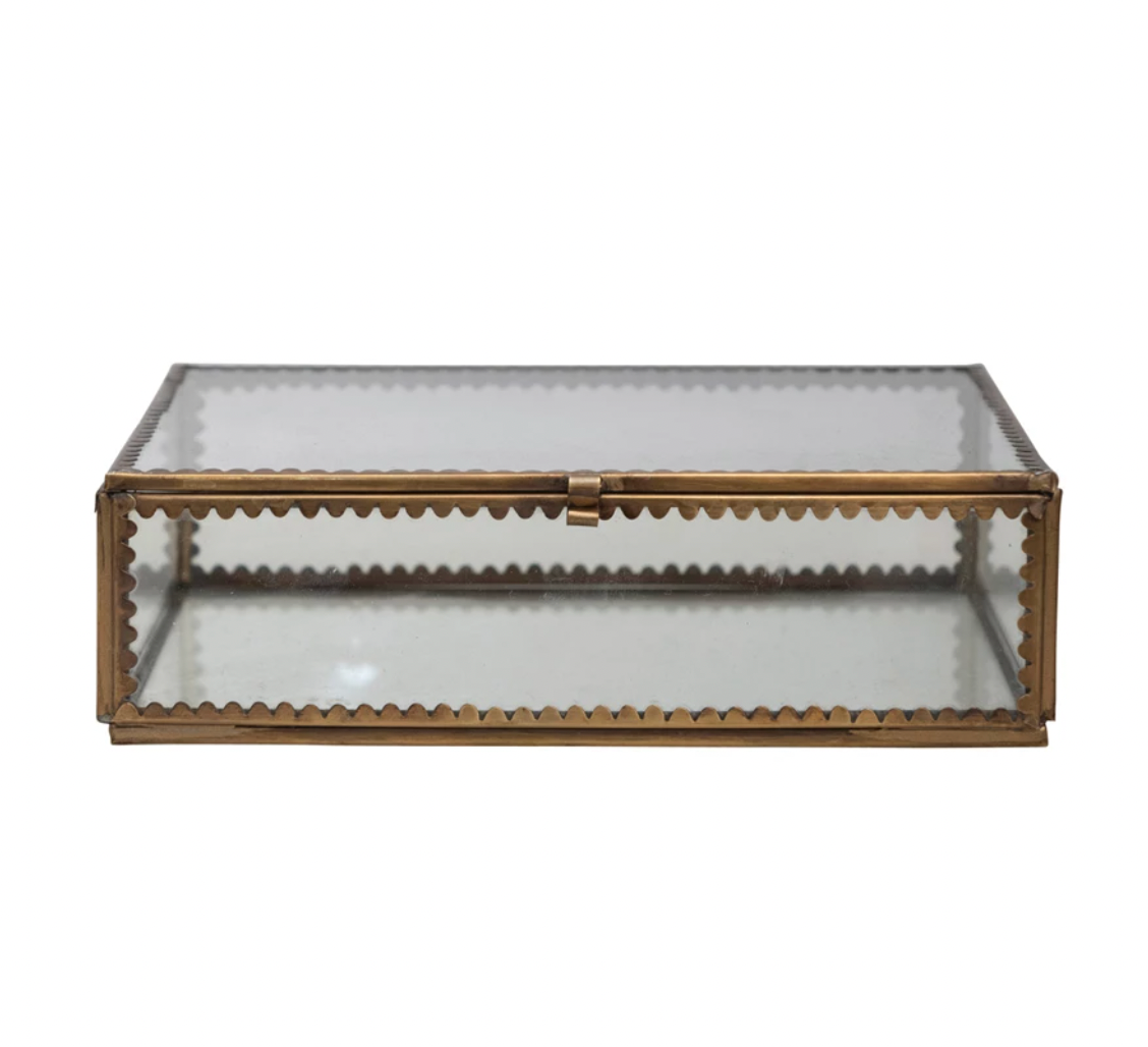 Brass Scalloped Edges Display Boxes