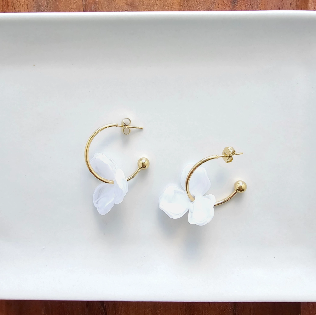 Magnolia Hoops