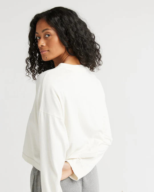 Relaxed Crop Long Sleeve Tee