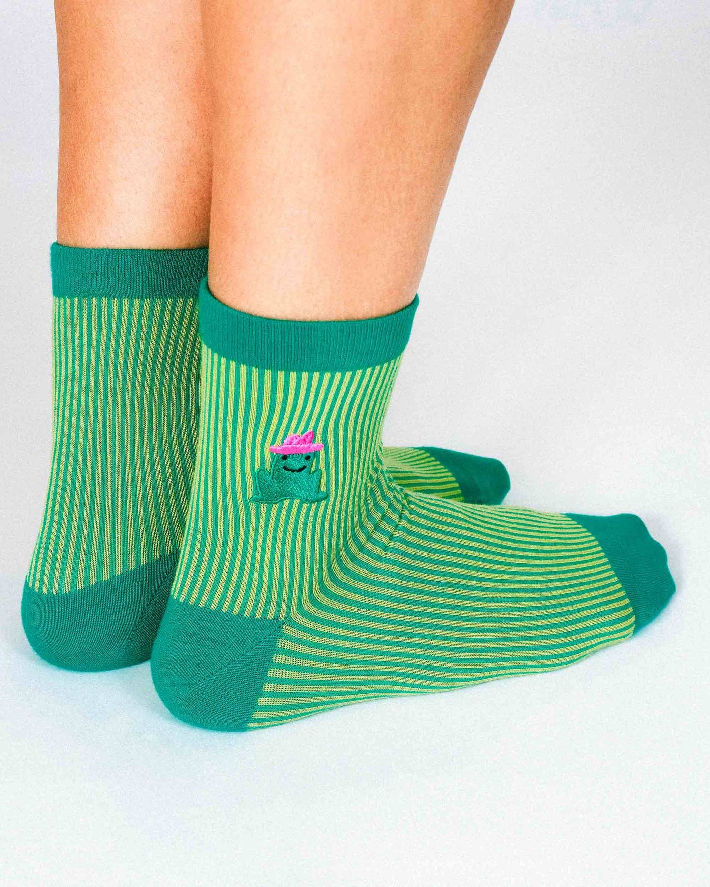Hannah Packer Cowgirl Frog Ribbed Ankle Sock