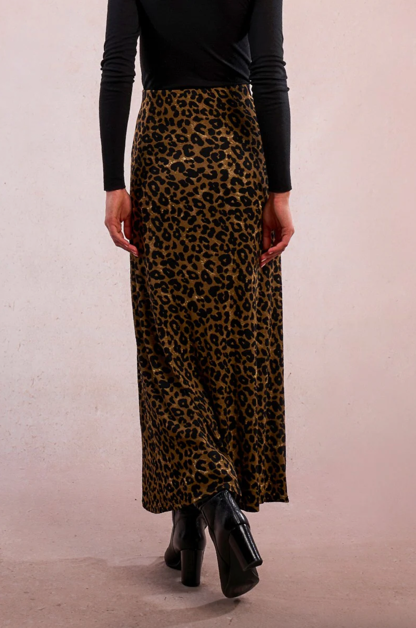 Francine Leopard Knitted Skirt